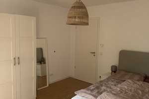 Lichtdurchflutete 2-Zimmer-Wohnung mit Balkon in Hannover  – Voltmerstraße 33, 30165 Hannover – Vorschaubild 1