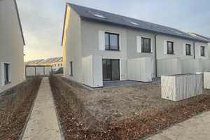 Familienfreundliches Reihenendhaus mit 145 m² Wohnfläche direkt vor den Toren Berlins  – Oberhavel (Kreis) – Vorschaubild 1