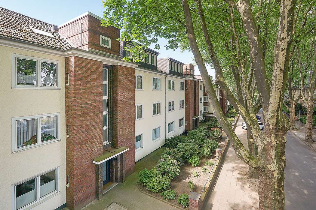 Großzügige 2-3 Zimmer Wohnung mit Loggia in zentraler und ruhiger Lage von Oberhausen, Oberhausen – Bild 2