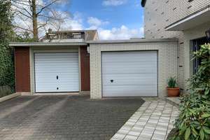 [RESERVIERT] Freistehendes Einfamilienhaus mit 2 Garagen und großem Grundstück in Neukirchen-Vluyn – Inneboltstraße 16, 47506 Neukirchen-Vluyn – Vorschaubild 2