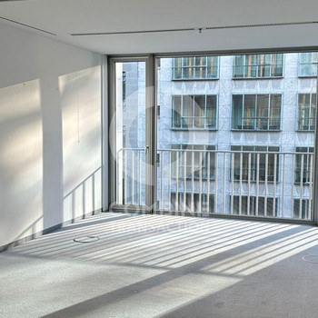 Mit Balkon und Stellplätze in Mitte. combine Transaction.