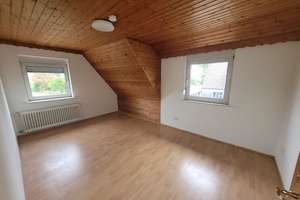 Helles Einfamilienhaus in Baiersdorf ab 1. November 2025 zu vermieten – Die vollständige Adresse der Immobilie erhältst du vom Anbieter., 91083 Baiersdorf – Vorschaubild 17