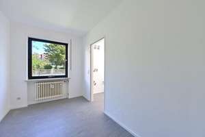 Wohnen im Grünen: Großzügige Erdgeschosswohnung mit weitläufigem Garten und viel Freiraum. – Die vollständige Adresse der Immobilie erhältst du vom Anbieter., 86199 Göggingen-Süd, Augsburg – Vorschaubild 16