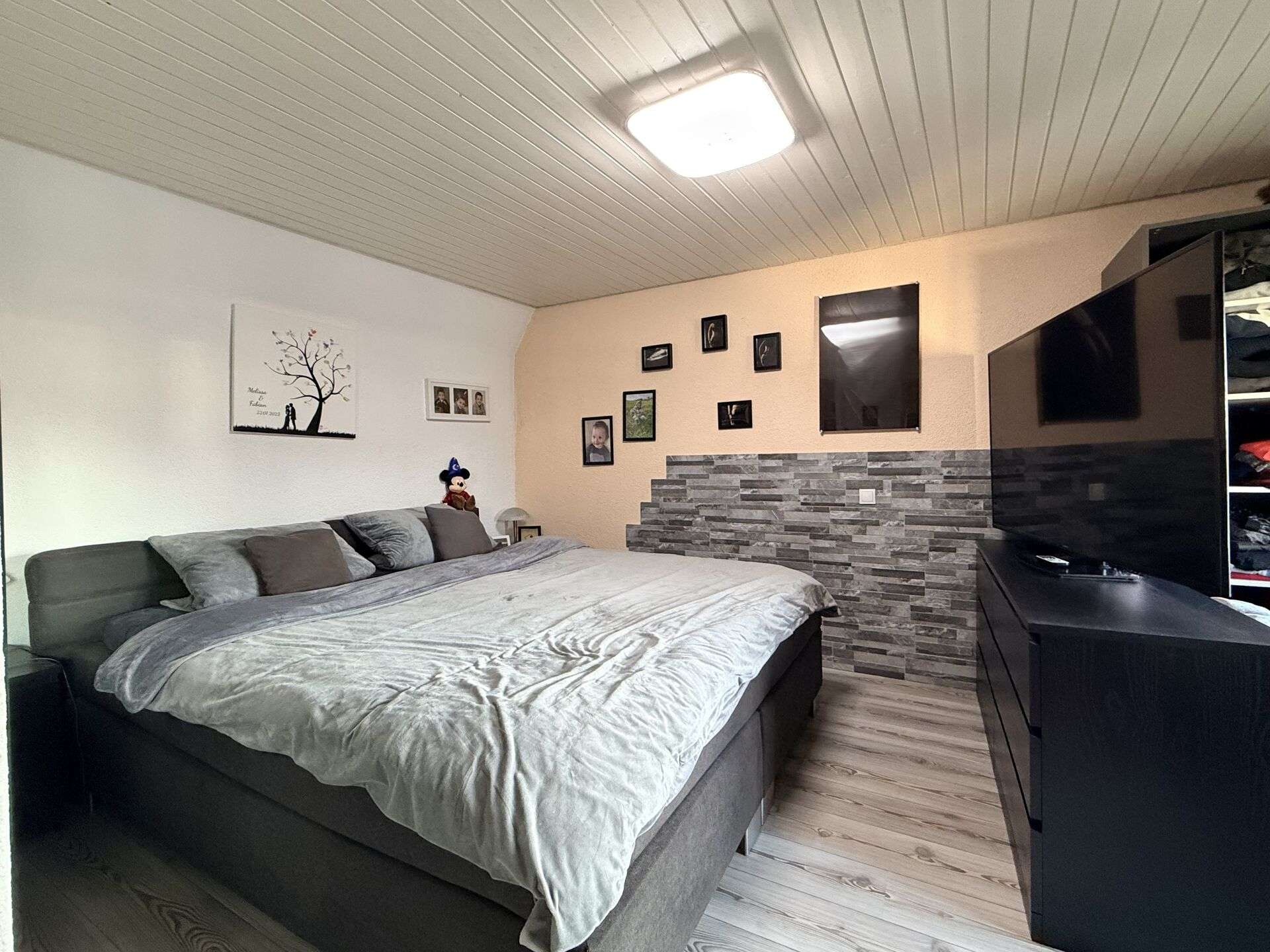 Immobilie in Neuwied - Platz ohne Kompromisse: Großzügiges Wohnhaus mit Scheune und Halle – Ihr Freiraum für Leben und Busi - Bild 10