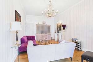 Stilvolle 4-Zimmer-Altbauwohnung mit zwei Balkonen, Aufzug und außergewöhnlichem Raumgefühl – Die vollständige Adresse der Immobilie erhältst du vom Anbieter., 76185 Weststadt, Karlsruhe – Vorschaubild 10