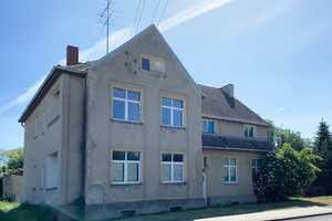 Sanierungsbedürftiges Mehrfamilienhaus in Zechin – Zechin, Märkisch-Oderland (Kreis), 15328 Märkisch-Oderland (Kreis) – Vorschaubild 1