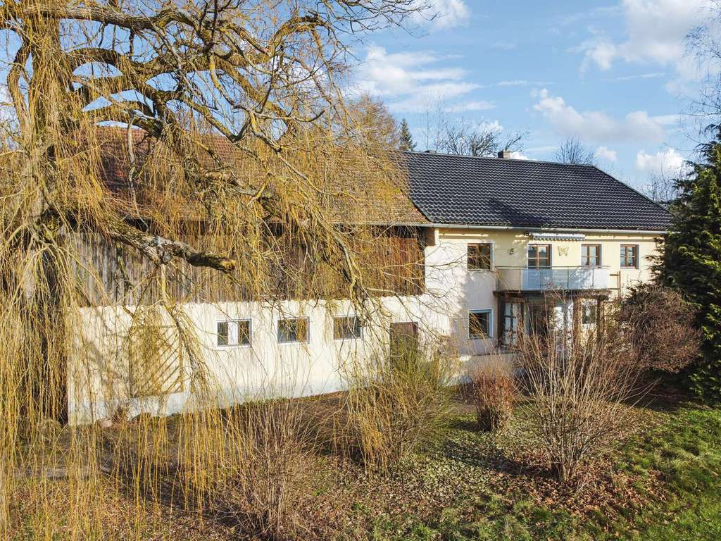 Immobilie in Büchlberg - Südlage-Bauernhaus 15 km von Passau - nur 348.000 EUR! - Bild 0