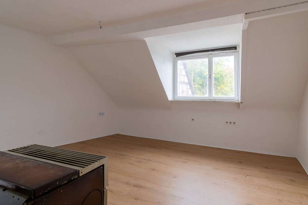 Immobilie in Krautheim - Handwerker aufgepasst! Einfamilienhaus mit Potenzial sucht neuen Eigentümer - Bild 4