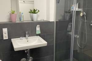 Stilvolle 3-Zimmer-Hochparterre-Wohnung mit Loggia – Schäringerstrasse 1e, 80634 Neuhausen, München – Vorschaubild 14