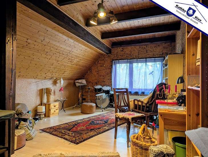 Immobilie in Walsrode - Historischer Charme trifft modernen Wohnkomfort: Großzügiges Anwesen mit Biotop, Stall und Scheune - Bild 14