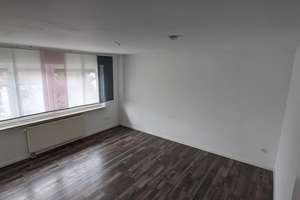 Helle 3 Zimmer Wohnung in ruhiger Lage - Porsche fußläufig erreichbar. – Wollinstraße 72, 70439 Zuffenhausen-Elbelen, Stuttgart – Vorschaubild 6