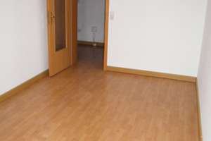 Traumhafte 3 Raum-DG-Mais.-Wohnung mit EBK; 2 Bäder, in unmittelbarer Uni-Nähe!!! – Fabriciusstr. 7, 9126 Bernsdorf, Chemnitz – Vorschaubild 11
