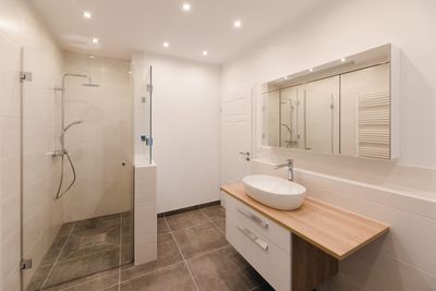 2,5 Zimmer Wohnung 69 qm & 30 qm Nutzfläche, Stellplatz
