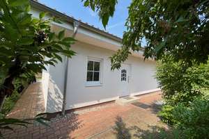 Charmantes Bungalow-EFH in Mahlsdorf-Süd – Die vollständige Adresse der Immobilie erhältst du vom Anbieter., 12623 Mahlsdorf, Berlin – Vorschaubild 2