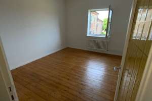 Gemütliche 2-Zimmer-Wohnung in Kiel – 51,24 m² mit Dielenboden – Ostring 3, 24143 Gaarden-Süd und Kronsburg, Kiel – Vorschaubild 3