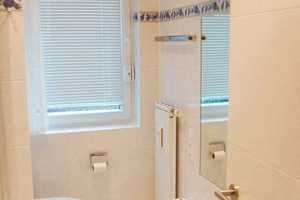Sanierte, geschmackvolle 3-Zimmer-Erdgeschosswohnung mit Garten, EBK usw. in Wolfsburg – Wolfsburg – Vorschaubild 9