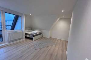 6 Zimmer // Frisch renoviert // Ideal auch für Kurzzeitvermietung  – Waiblinger Straße 30, 70372 Seelberg, Stuttgart – Vorschaubild 2