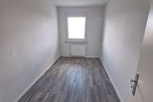 Einziehen und Wohlfühlen! 3 Raumwohnung mit Balkon und Einbauküche – Bruno-Taut-Ring 166, 39130 Neu Olvenstedt, Magdeburg – Vorschaubild 3