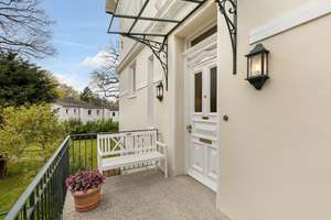 Jugendstilvilla mit Südwestausrichtung, fußläufig zur Waitzstraße und  zum Jenischpark