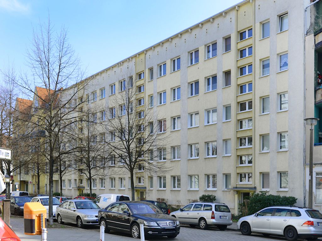 1 Zimmer in Adlershof ab sofort!