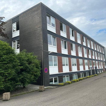 Gepflegte Büroeinheit in Wattenscheid | viele Stellplätze | RUHR REAL
