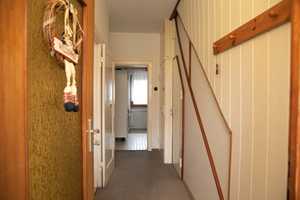Bremen-Osterfeuerberg | Großzügiges Reihenhaus mit Garten, Keller und Garage – Bremen – Vorschaubild 4
