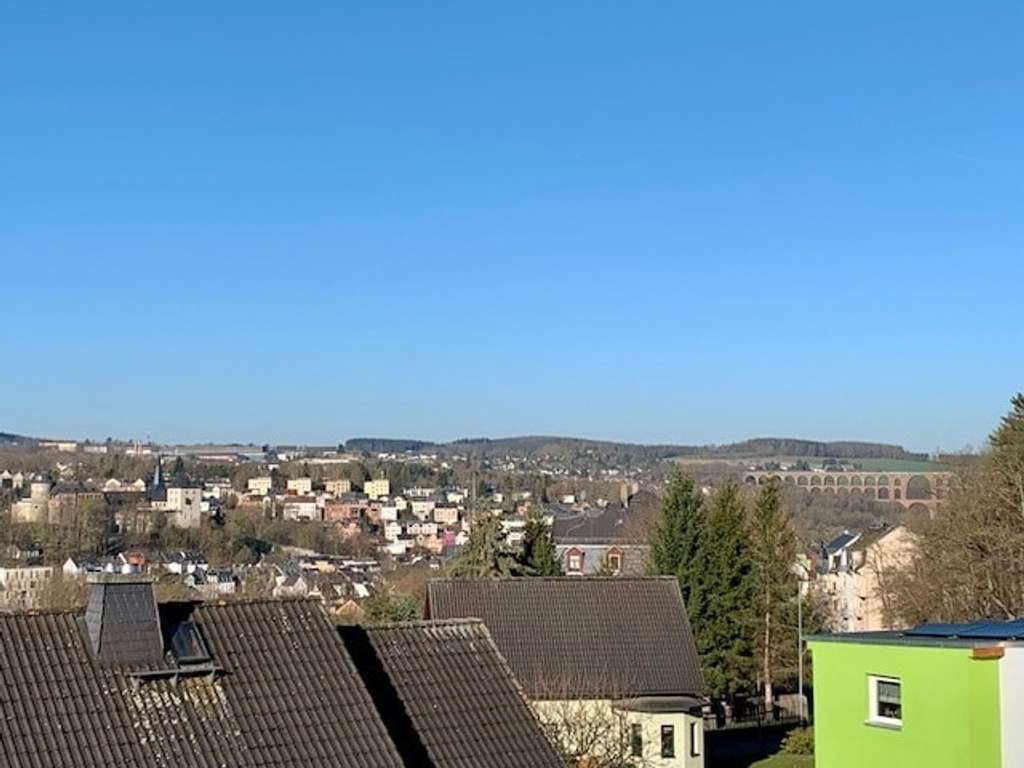 Immobilie in Reichenbach - 3-Zimmer-Wohnung mit Top-Ausblick ! - Bild 4