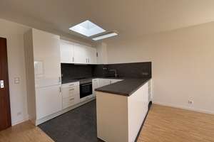 Sonnige 2- Zi. - Wohnung + gr. Hobbyraum mit Bad in beliebter Lage, direkt am Körschtal – 70567 Möhringen-Ost, Stuttgart – Vorschaubild 4