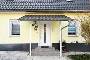 #RESERVIERT#CHARMANTE DOPPELHAUSHÄLFTE MIT GESCHICHTE IN OTTMARSHEIM – Die vollständige Adresse der Immobilie erhältst du vom Anbieter., 74354 Besigheim – Vorschaubild 1