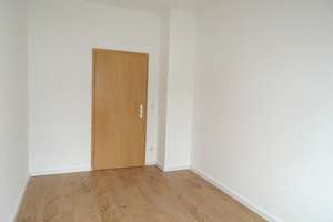 Schnell ANSCHAUEN und EINZIEHEN: Neuer schicker Laminatboden + Neu renoviert (z.T. Dekorputz) – Clausstraße 91, 9130 Lutherviertel, Chemnitz – Vorschaubild 13