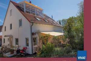 Junge DHH mit besonderem Freisitz u. grünem Weitblick! Mikro-Garten. Käuferprovisionsfrei!