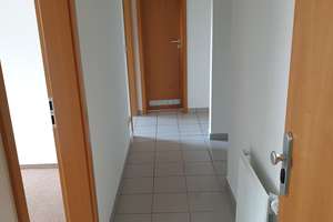 Sehr gut geschnittene 3-R.- Wohnung mit Balkon u. Tiefgarage – 39122 Fermersleben, Magdeburg – Vorschaubild 13