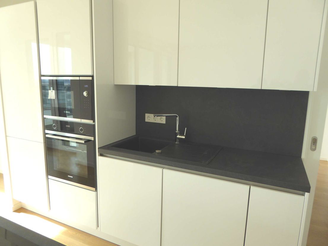 Traumhafte 2-Zimmerwohnung V-E-R-M-I-E-T-E-T.. image 4