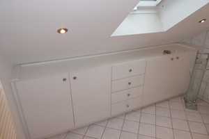Gepflegtes, möbliertes 1-Zimmer-Apartment in Schierstein zu vermieten (mind. 1 Jahr) – Wiesbaden – Vorschaubild 4