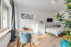 Neu renovierte, lichtdurchflutete 1-Zimmer-Wohnung mit West-Balkon in Top-Lage von Sendling-Westpark – München – Vorschaubild 2