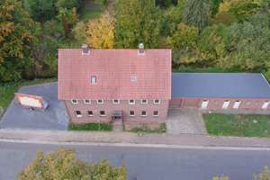 Attraktives Mehrfamilienhaus mit Entwicklungspotenzial in Frellstedt – 4 Wohneinheiten möglich! – Die vollständige Adresse der Immobilie erhältst du vom Anbieter., 38373 Frellstedt – Vorschaubild 2