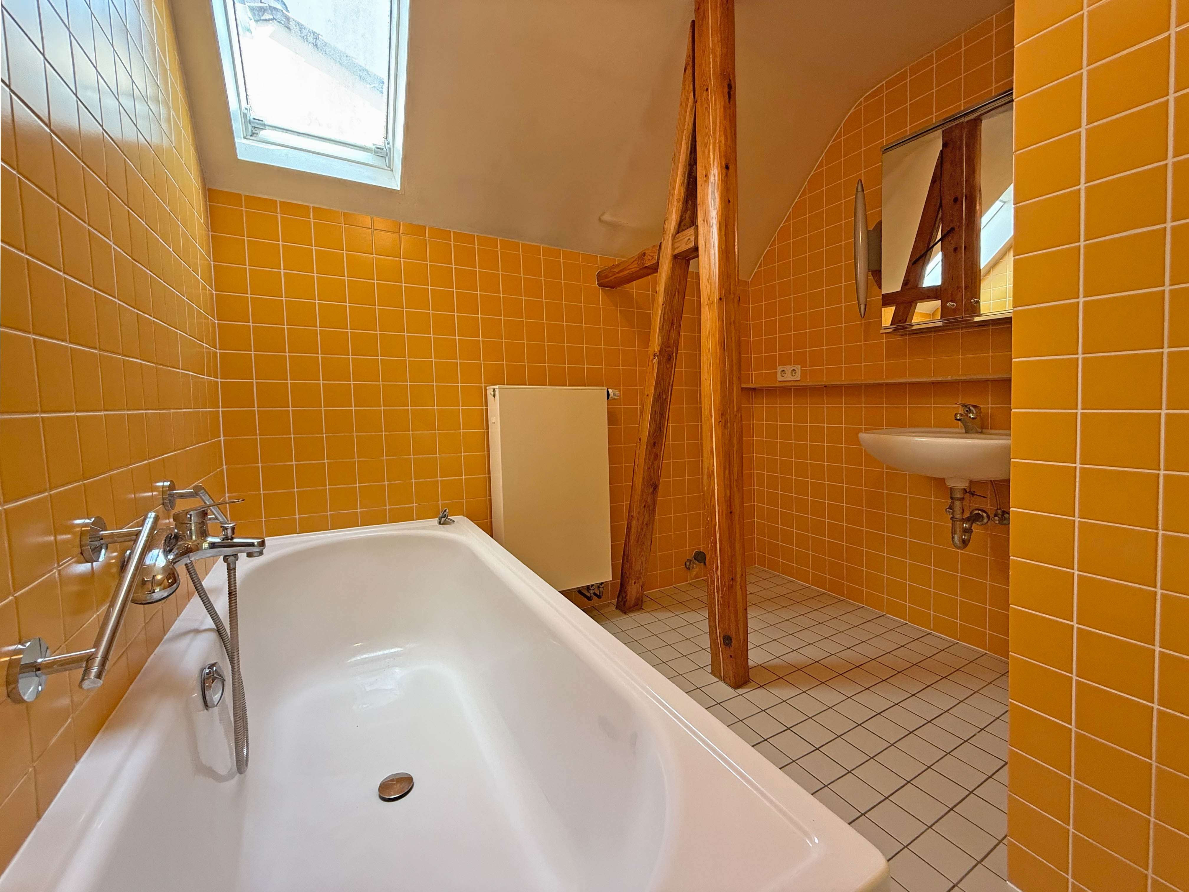 Immobilie in Hainburg - Charmantes Einfamilienhaus mit viel Potenzial - ideal für Familien und kreative Gestalter - Bild 7