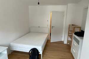 Stilvolle 3-Zimmer-Wohnung mit 2 Balkonen und EBK in Stuttgart Mitte – Urbanstraße 86, 70190 Stuttgart – Vorschaubild 3
