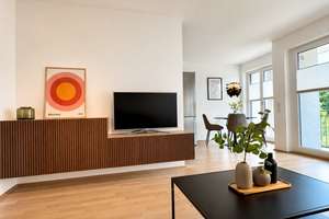 Hochwertig möblierte 3-Zimmer-Wohnung mit Süd-Loggia, TG und Einbauküche – Anneliese-Fleyenschmidt-Straße 15, 81737 Altperlach, München – Vorschaubild 2