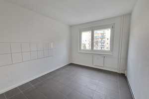 Platzprobleme? Nicht mit uns – 5 Zimmer, Hochparterre, fertig! – Ringstraße 189, 4209 Leipzig – Vorschaubild 10