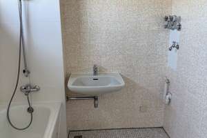 RESERVIERT - Neu renovierte 4-Zi. Wohnung mit Fahrstuhl und sonnigem Südbalkon - sofort frei! – Die vollständige Adresse der Immobilie erhältst du vom Anbieter., 30177 List, Hannover – Vorschaubild 11