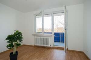 ***ERSTBEZUG NACH KOMPLETTSANIERING*** 2-Zi-Whg mit Loggia -provisonsfrei- – Robinsbalje 1, 28259 Mittelshuchting, Bremen – Vorschaubild 3
