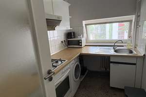 Bezugsfreies sonniges 1 Zimmer Studio gegenüber des "Gleisdreieck Park", provisionsfrei – Möckernstraße 94, 10963 Kreuzberg, Berlin – Vorschaubild 8