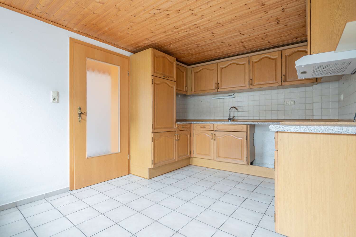 Immobilie in Pfarrkirchen - Großzügige Doppelhaushälfte mit Ausbaupotential und Werkstatt - Bild 9