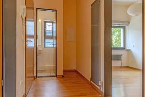 Dachterrassentraum in loftartiger Endetage mit großzügiger Aufteilung und TG-Stellplatz! – Die vollständige Adresse der Immobilie erhältst du vom Anbieter., 22607 Groß Flottbek, Hamburg – Vorschaubild 12