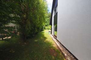 SCHÖNES ZWEIFAMILIENHAUS MIT GARAGE IM BERLINER WOHNPARK – Die vollständige Adresse der Immobilie erhältst du vom Anbieter., 66424 Homburg – Vorschaubild 3