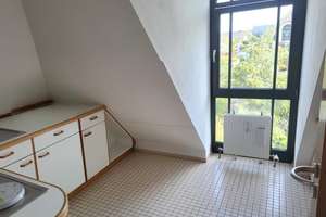 Nah zur S1-Bahn Fasanerie– 
Freie, luftige 2-Zi.-Dachgeschosswhg. mit offenem Giebeln u. Tiefgarage – Die vollständige Adresse der Immobilie erhältst du vom Anbieter., 80995 Lerchenau-West, München – Vorschaubild 7