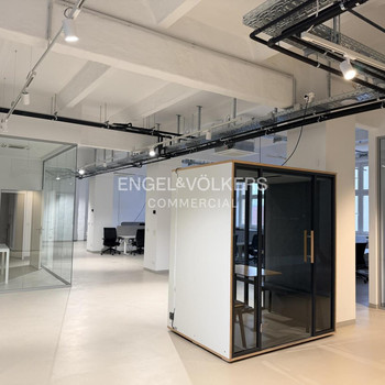 Kurzfristiger Bezug möglich!