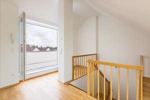 Charmante Maisonette-Wohnung mit Galerie, Balkon und Dachterrasse – Die vollständige Adresse der Immobilie erhältst du vom Anbieter., 45143 Altendorf, Essen – Vorschaubild 7