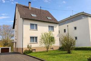 Charmantes Ein- bis Zweifamilienhaus in attraktiver Wohnlage von Saarbrücken-Klarenthal!